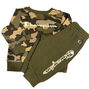 Champion Camo Baby Boy Sweat outfit 2 piece Set Size 12 months